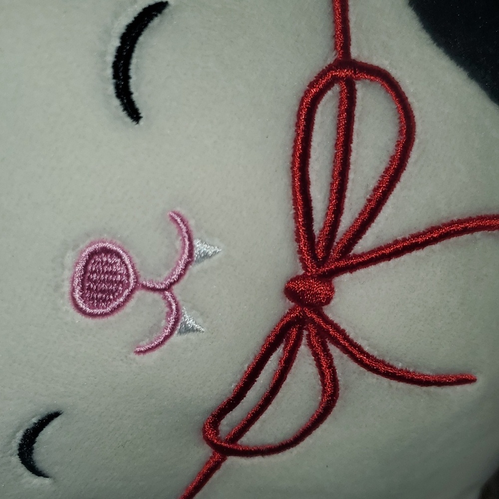 Squishmallows Halloween Squad 8" Cam the Cat Vampire with fangs and red cape NWT - Picture 6 of 6